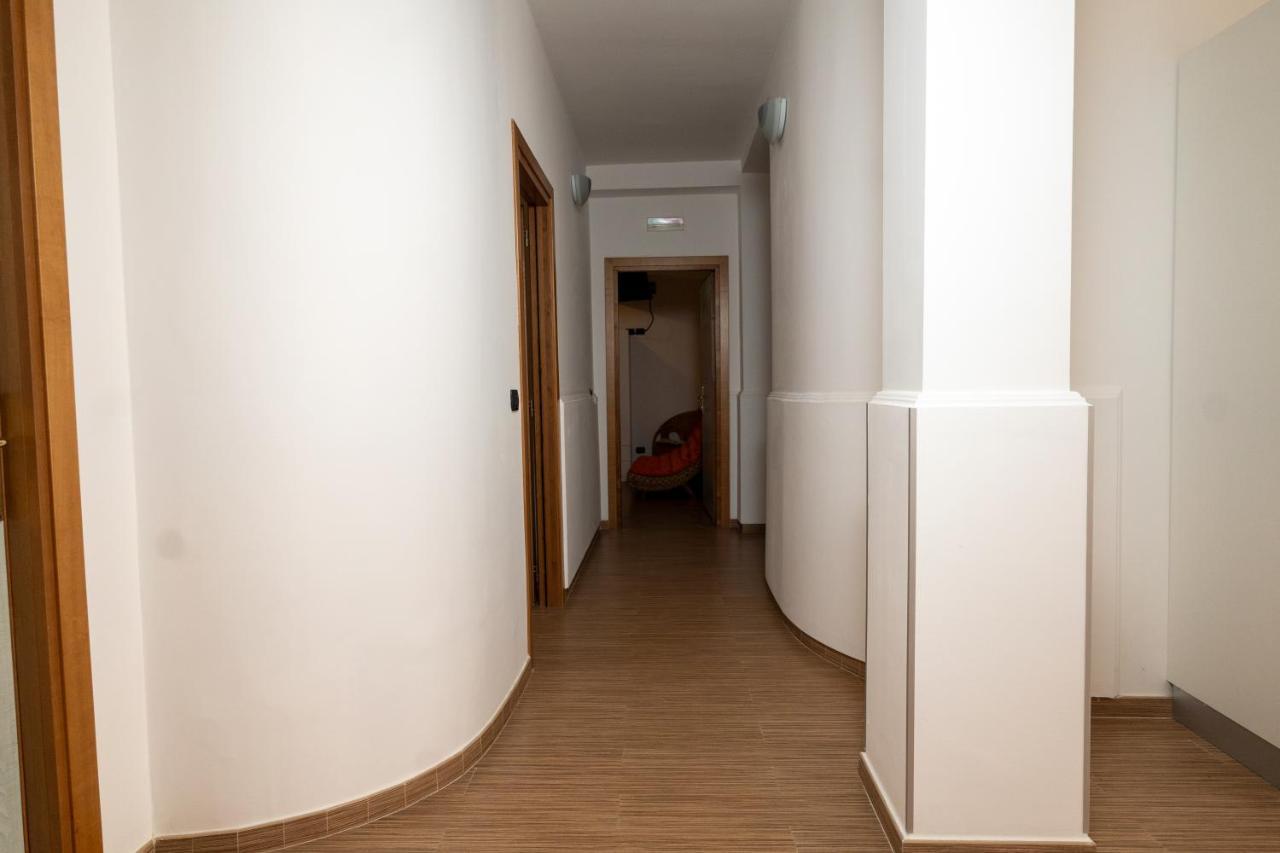 La Dimora Degli Artisti Bed and Breakfast Policoro Buitenkant foto